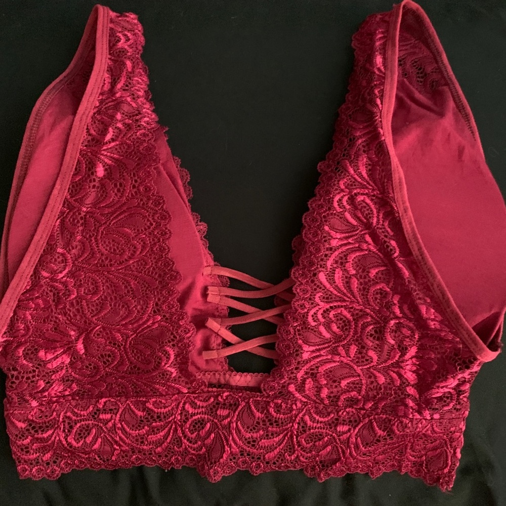 NWOT a floral lace bralette - Picture 2 of 2